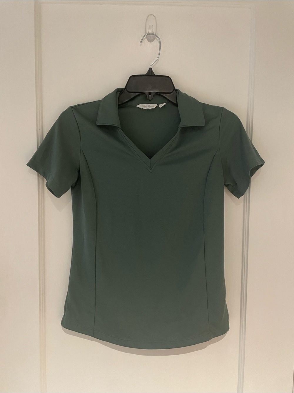 Women’s Size XS Lady Hagen Athletic Sage Green Golf Shirt
